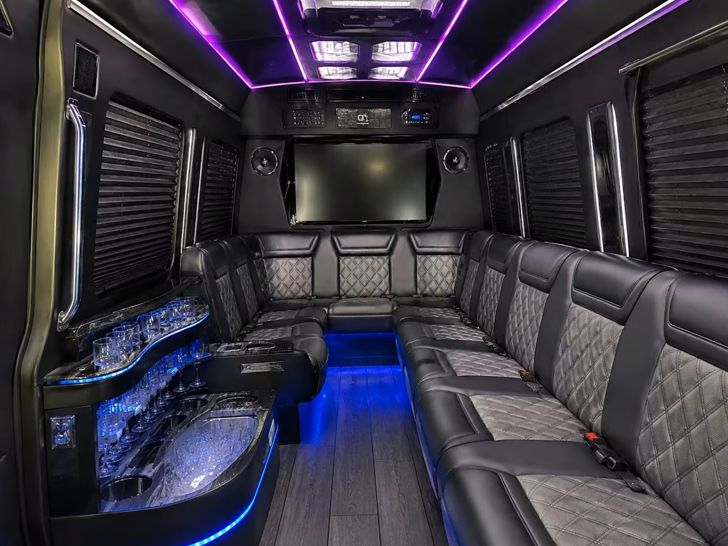 call to compare fort smith field trip buses and charter your group s next adventure