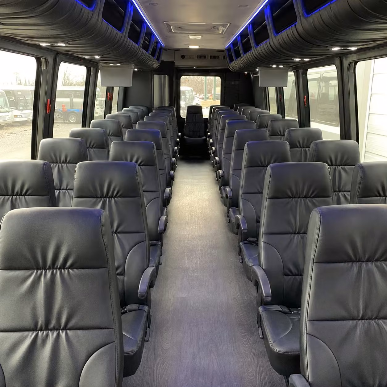 fort smith 25 passenger minibus rental