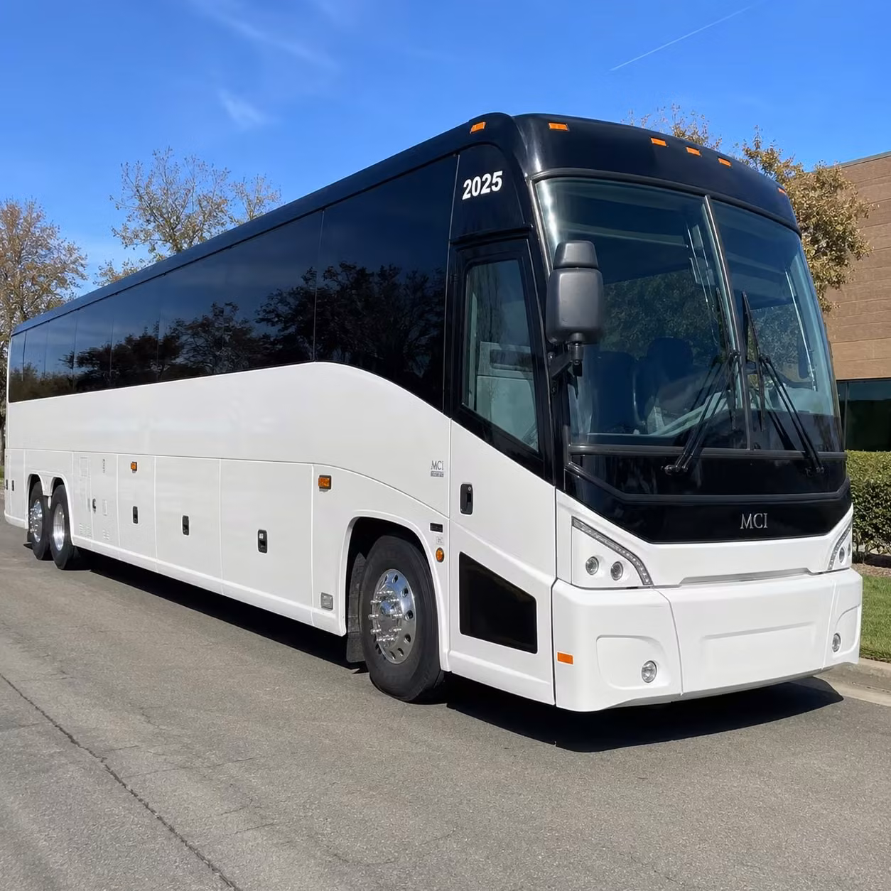 fort smith concert transportation for large groups and multi bus events