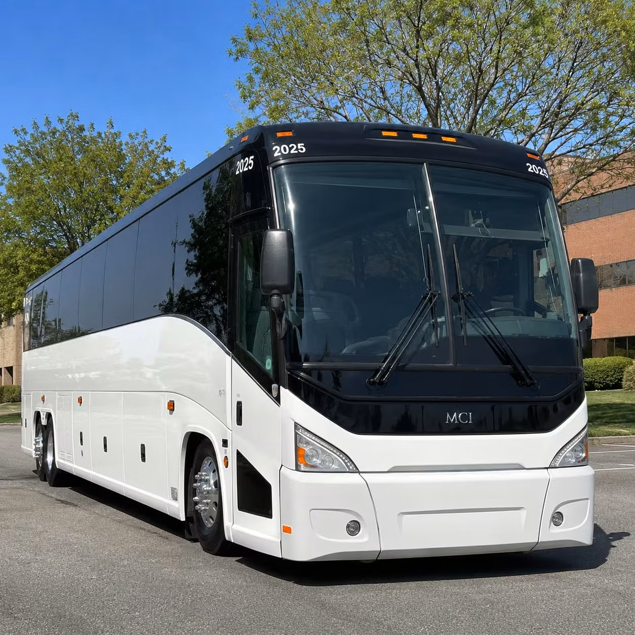long distance concert bus rentals from fort smith to tulsa little rock and beyond
