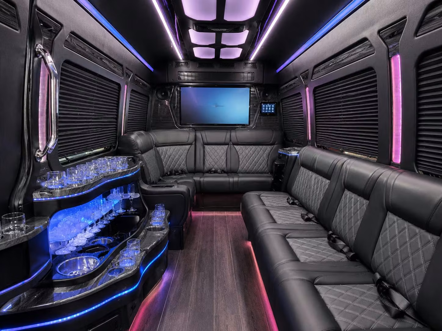 no matter the group size fort smith sports team transportation is covered