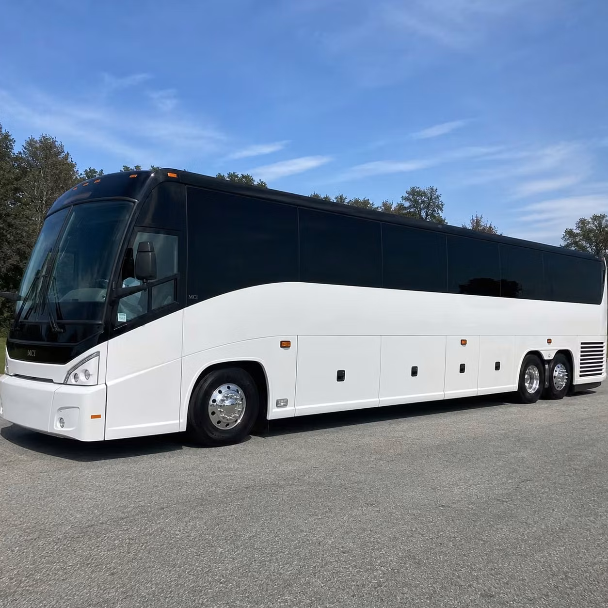 use a charter bus for corporate events and employee shuttles in fort smith