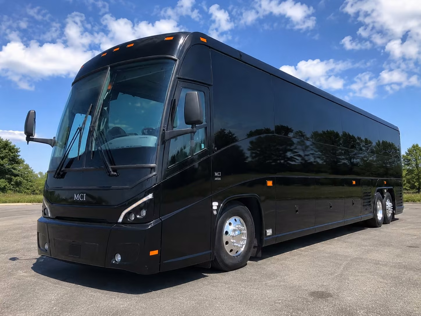 why fort smith teachers and administrators choose charterbusfortsmith com for school group transportation
